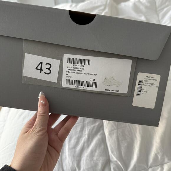 Balenciaga Track Sneaker - Picture 8 of 8